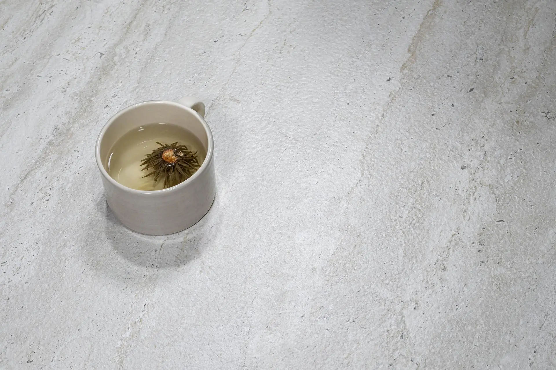 Tivoli White - Imagen 2